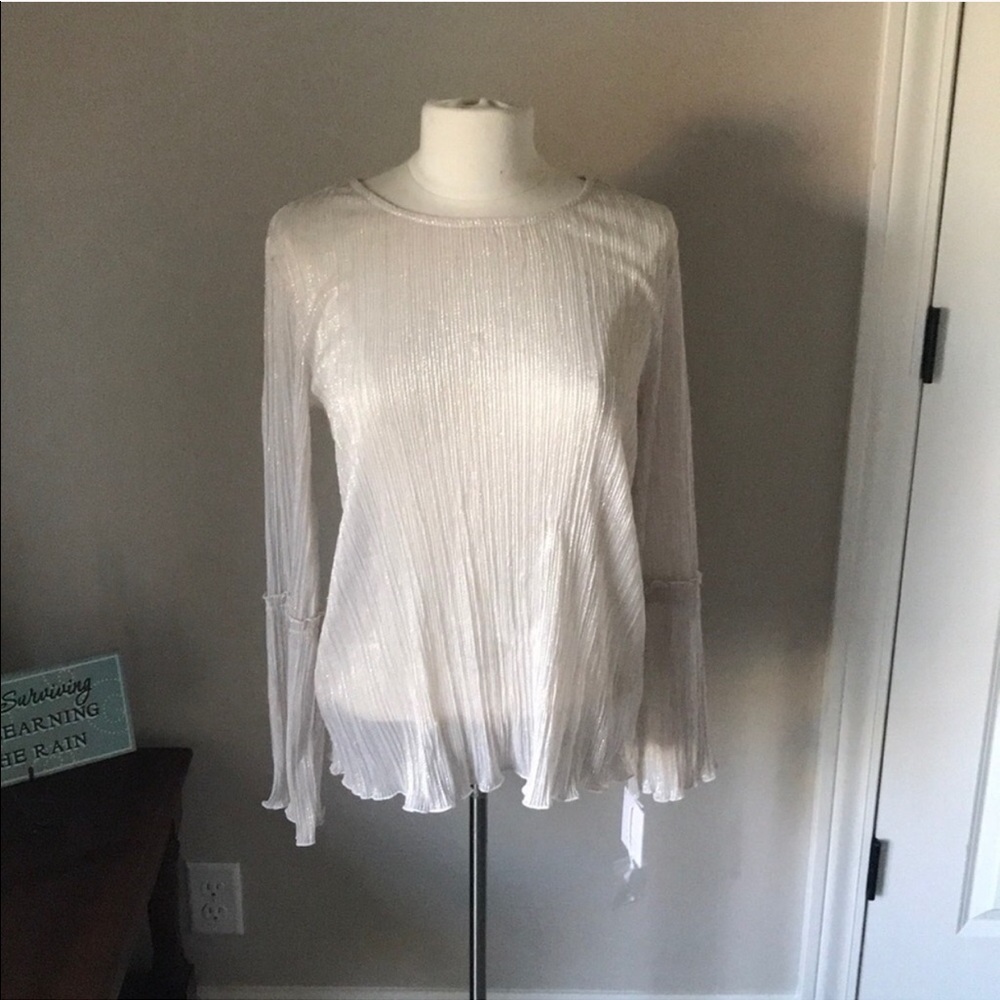 Lc Lauren Conrad Bell Sleeve Metallic Top 🆕